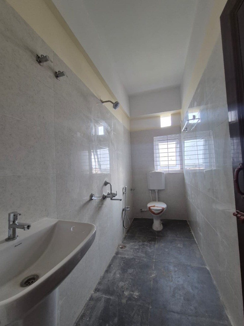 Semi Furnished 3bhk  in Six Mile, Guwahati, Assam, India for Rent